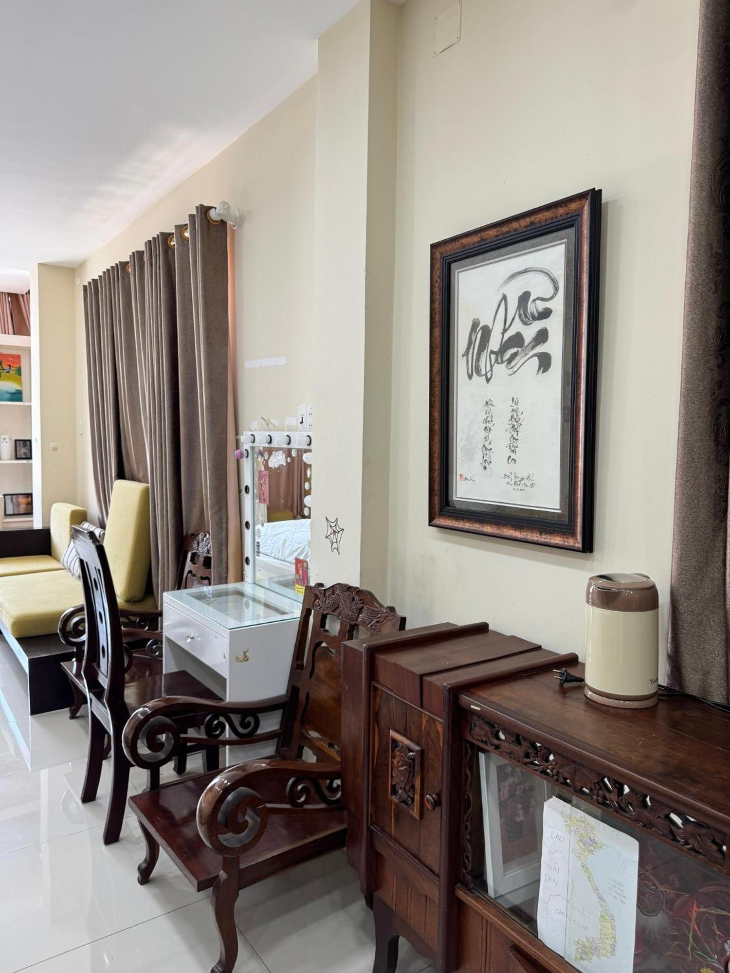Vu Binh *